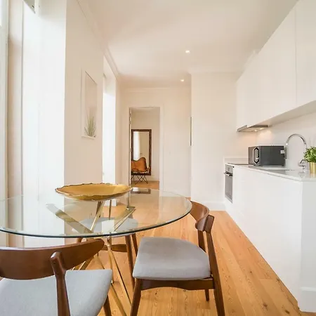 Principe Real Lightful And Charming Appartement