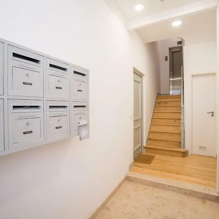 Principe Real Lightful And Charming Appartement