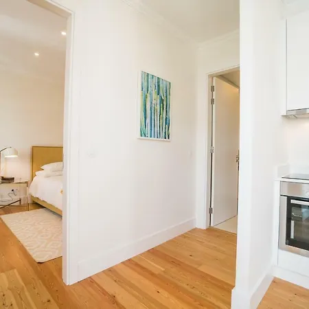 Principe Real Lightful And Charming Apartament *